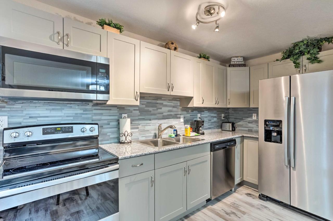 Inviting Apartment Less Than 2 Mi To Riviera Beach! West Palm Beach Eksteriør billede